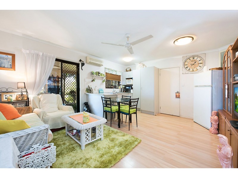 243 Caloundra Road, Little Mountain QLD 4551