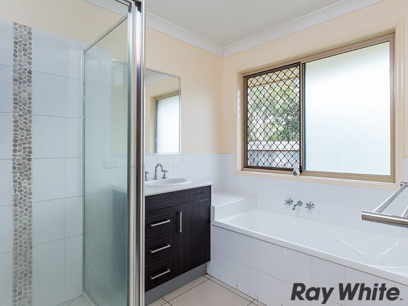 17 Daniella Drive, Marsden QLD 4132