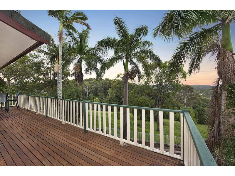 8 St James Court, Nambour QLD 4560
