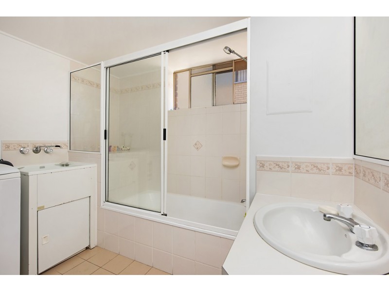 Unit 2 ‘Kookaburra Court’, 22 Bulcock Beach Esplanade, Caloundra QLD 4551