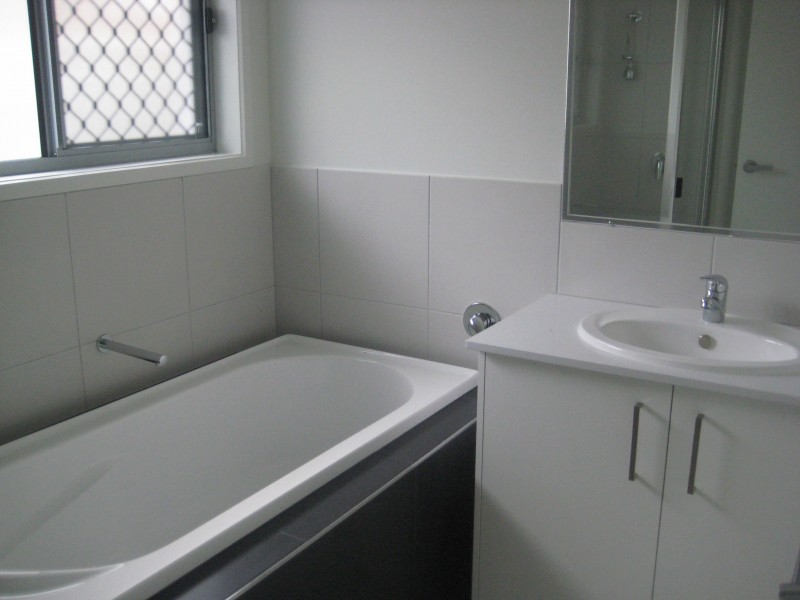 34 MacIntyre Crescent, Pelican Waters QLD 4551