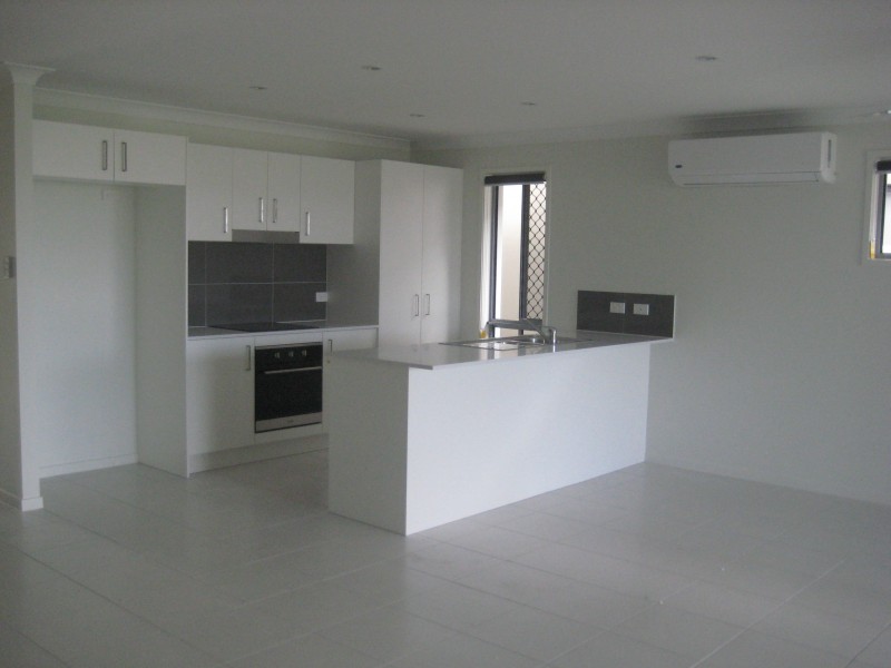 34 MacIntyre Crescent, Pelican Waters QLD 4551