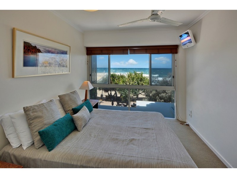 Unit 10 ‘Rolling Surf’ 8 Levuka Avenue, Kings Beach QLD 4551