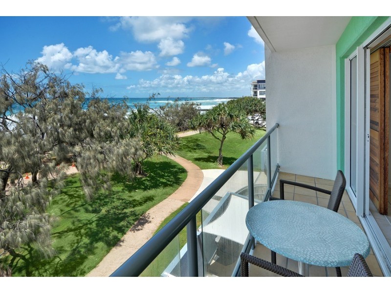 Unit 10 ‘Rolling Surf’ 8 Levuka Avenue, Kings Beach QLD 4551