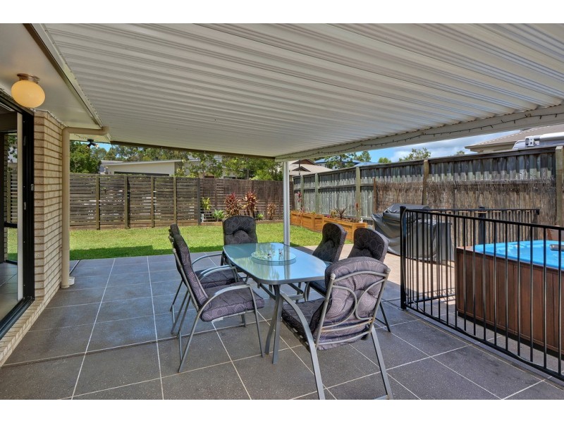 23 Elvena Circuit, Little Mountain QLD 4551