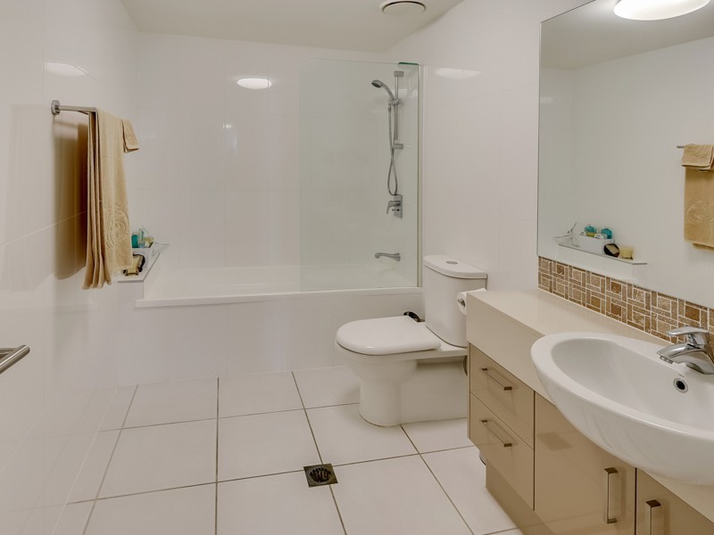 Unit 27/11 Canberra Terrace, Kings Beach QLD 4551