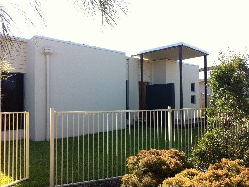 25 The Promenade, Pelican Waters QLD 4551