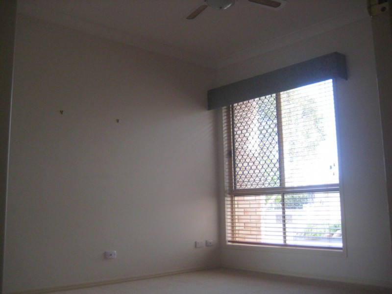 8 Carr Place, Pelican Waters QLD 4551