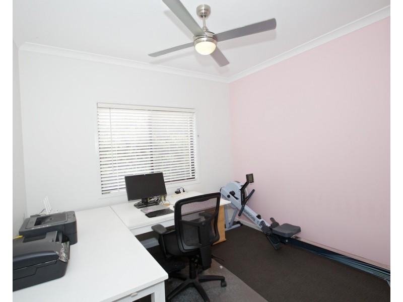 4 Blue Fin Circuit, Mountain Creek QLD 4557