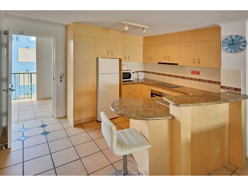 Unit 69 ‘Grand Palais’ 188-192 Alexandra Parade, Alexandra Headland QLD 4572