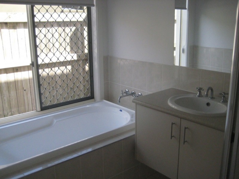 12 Wilkiea Street, Meridan Plains QLD 4551