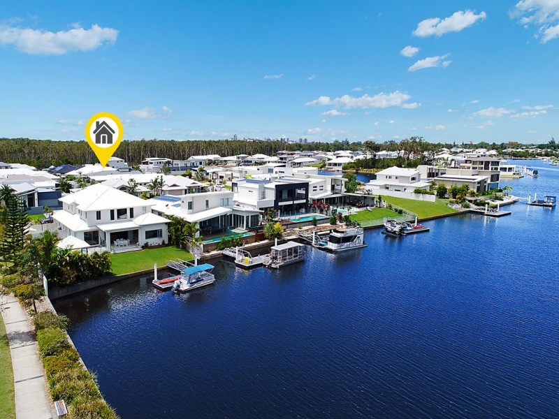 2 North Point Crescent, Pelican Waters QLD 4551