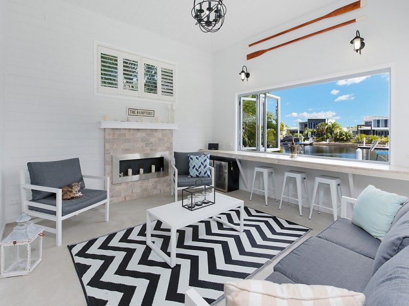 2 North Point Crescent, Pelican Waters QLD 4551
