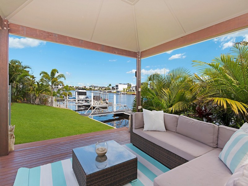 2 North Point Crescent, Pelican Waters QLD 4551