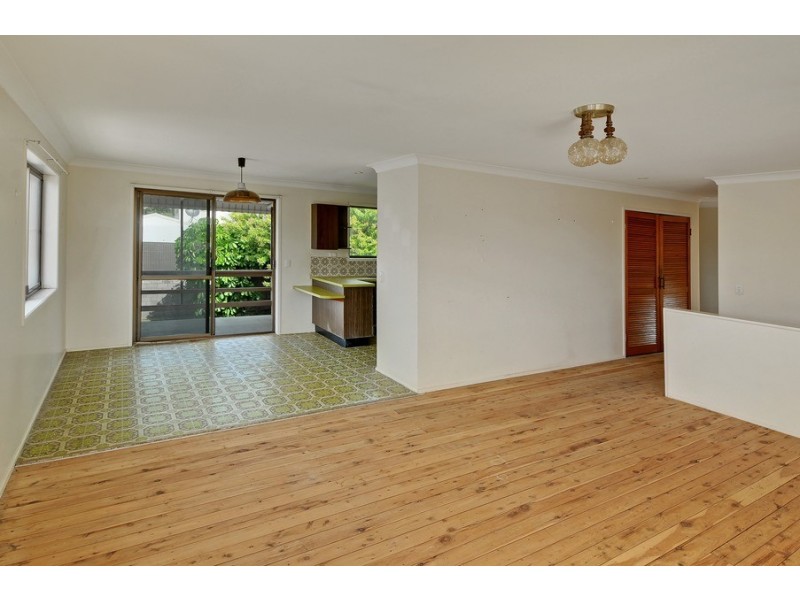 14 Sutherland Street, Dicky Beach QLD 4551