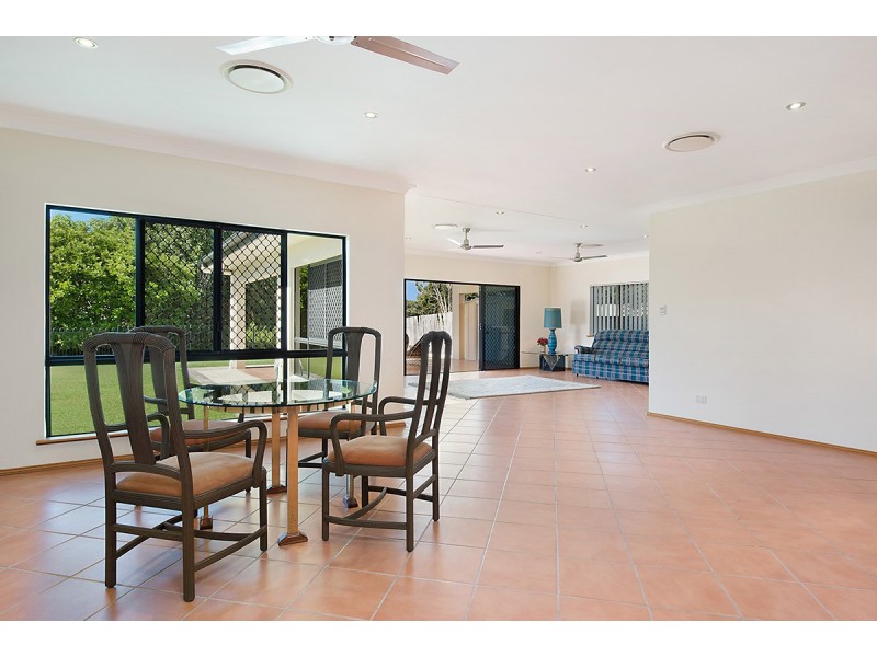 32 Millennium Circuit, Pelican Waters QLD 4551