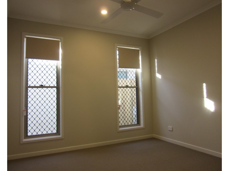 7 Topaz Drive, Caloundra West QLD 4551