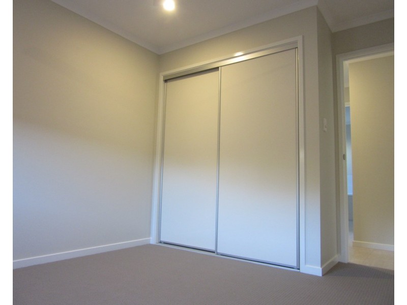 7 Topaz Drive, Caloundra West QLD 4551