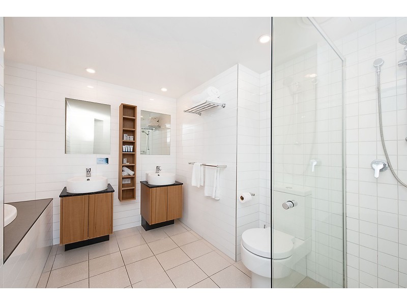 Unit 216/10 Leeding Terrace, Caloundra QLD 4551