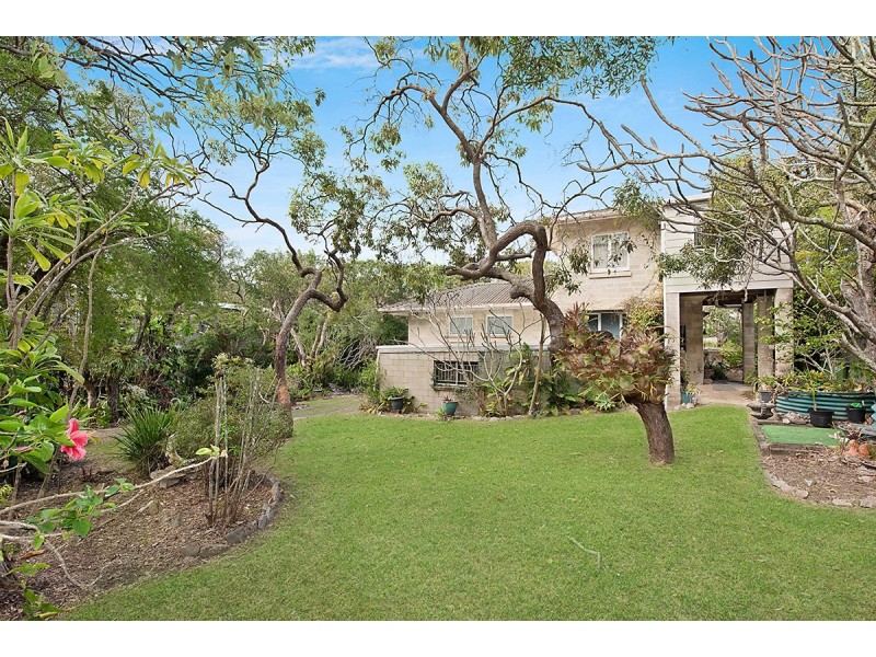 9-11 Ernest Street, Kings Beach QLD 4551