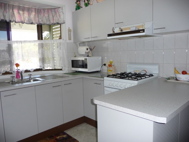 Villa 6 ‘Sunseeker Village’ 96 Caloundra Road, Little Mountain QLD 4551