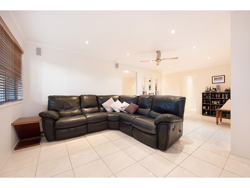 9 Watsonia Street, Maroochydore QLD 4558