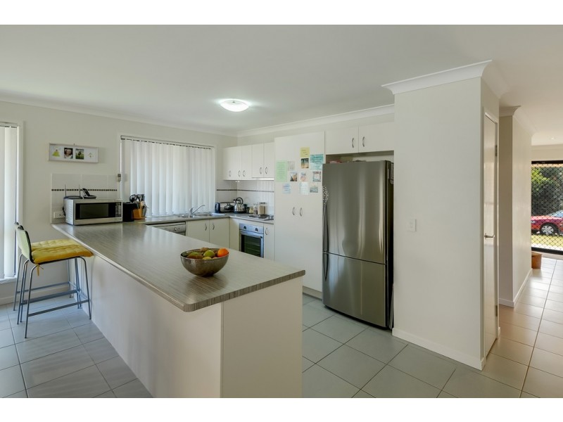 9 Middle Park Street, Little Mountain QLD 4551