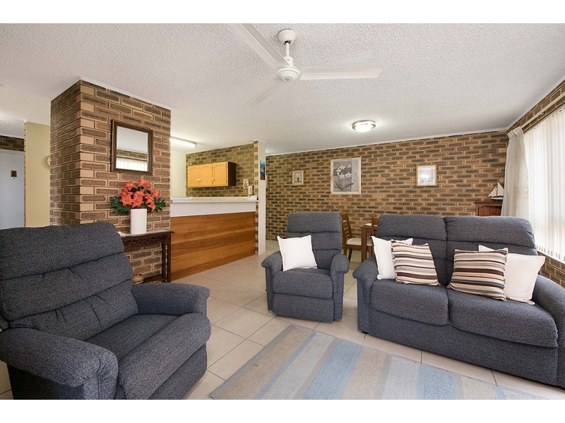 Unit 2 ‘High Five’ 16 Dingle Avenue, Caloundra QLD 4551