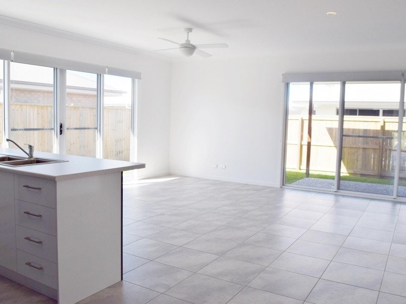 28 Capricorn Crescent, Meridan Plains QLD 4551