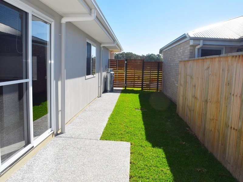 28 Capricorn Crescent, Meridan Plains QLD 4551