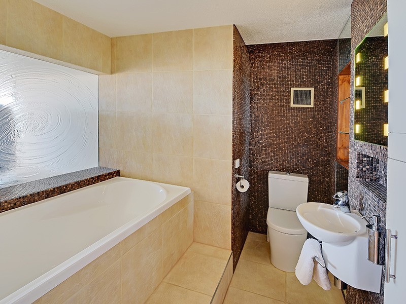 Unit 5 and 6/17 Ormonde Terrace, Kings Beach QLD 4551