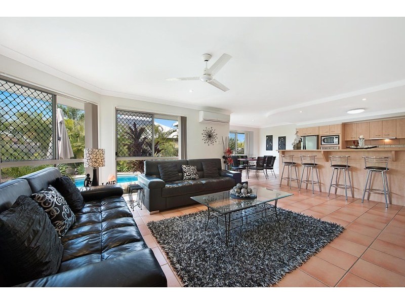 9 Wallum Close, Pelican Waters QLD 4551