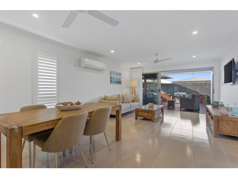 6 Ochre Crescent, Caloundra West QLD 4551