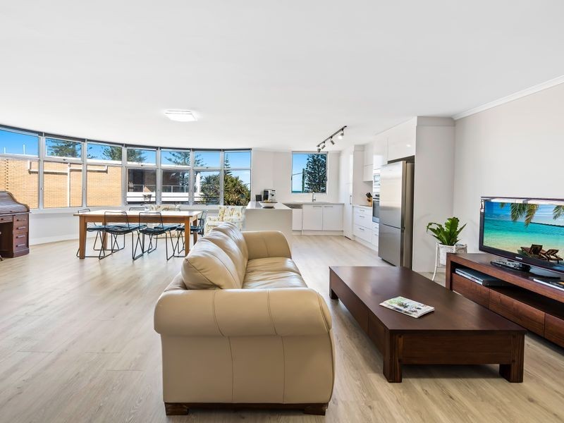4/15 Esplanade Headland, Kings Beach QLD 4551