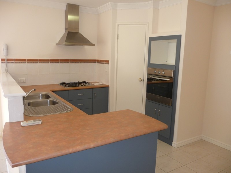 13 Durance Drive, Port Kennedy WA 6172