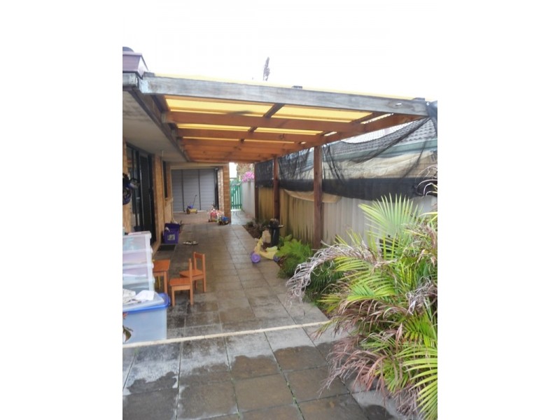 25 Grenadier Court, Warnbro WA 6169