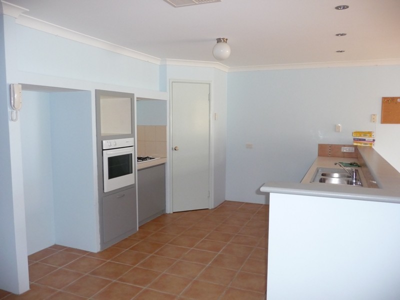 7 Zedora Loop, Port Kennedy WA 6172