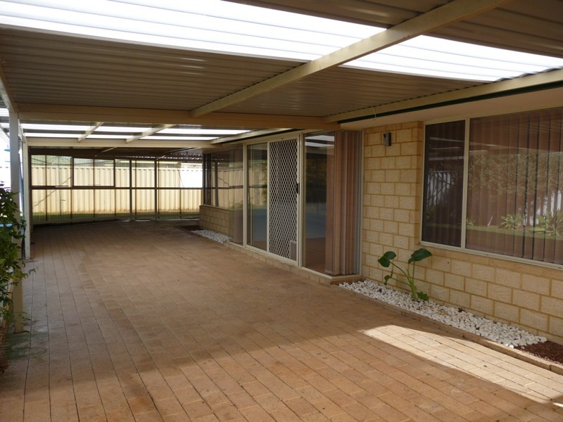 7 Zedora Loop, Port Kennedy WA 6172