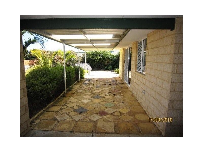 19 Bopeechee Way, Port Kennedy WA 6172