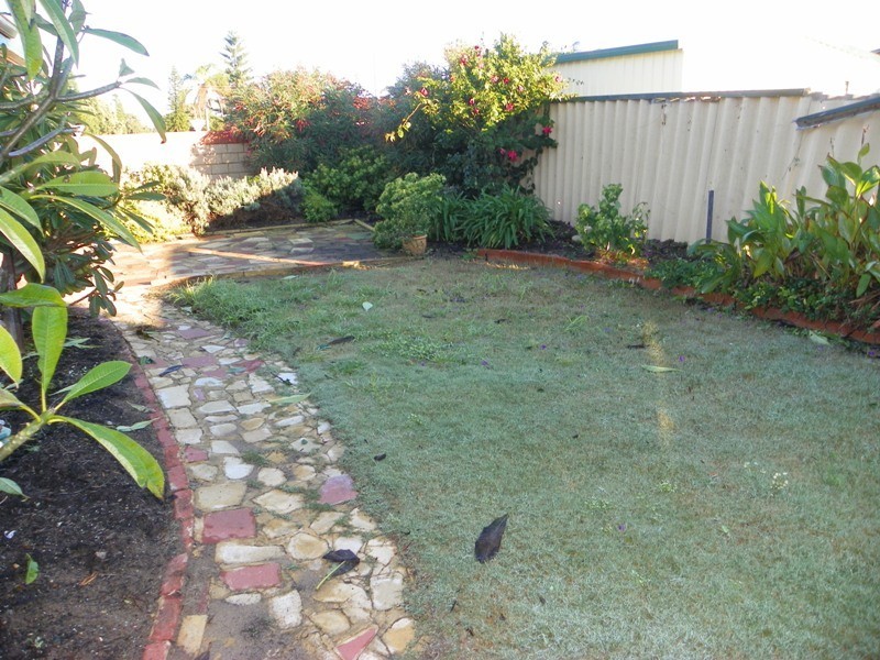 19 Bopeechee Way, Port Kennedy WA 6172