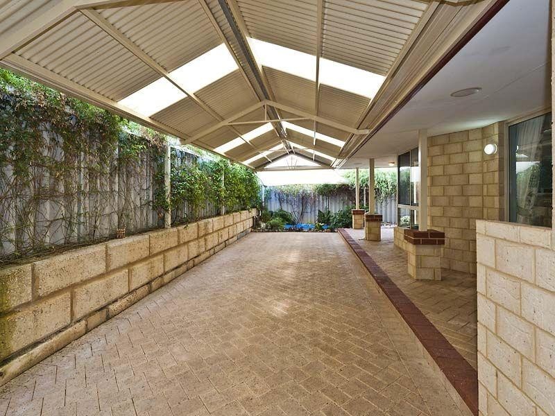 17 Claiborne Road, Secret Harbour WA 6173