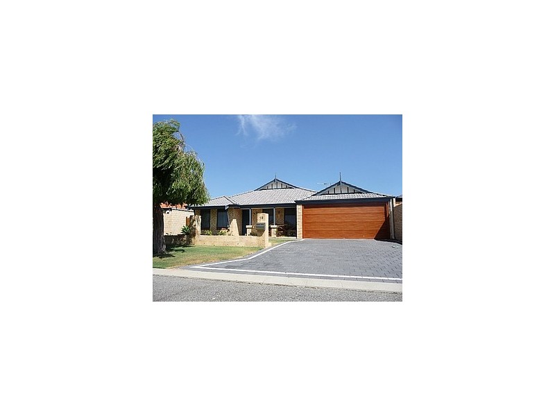 19 Riaza Parkway, Port Kennedy WA 6172