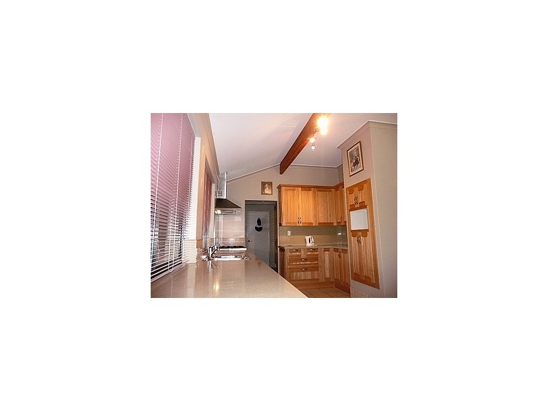 17 Grampian Court, Cooloongup WA 6168