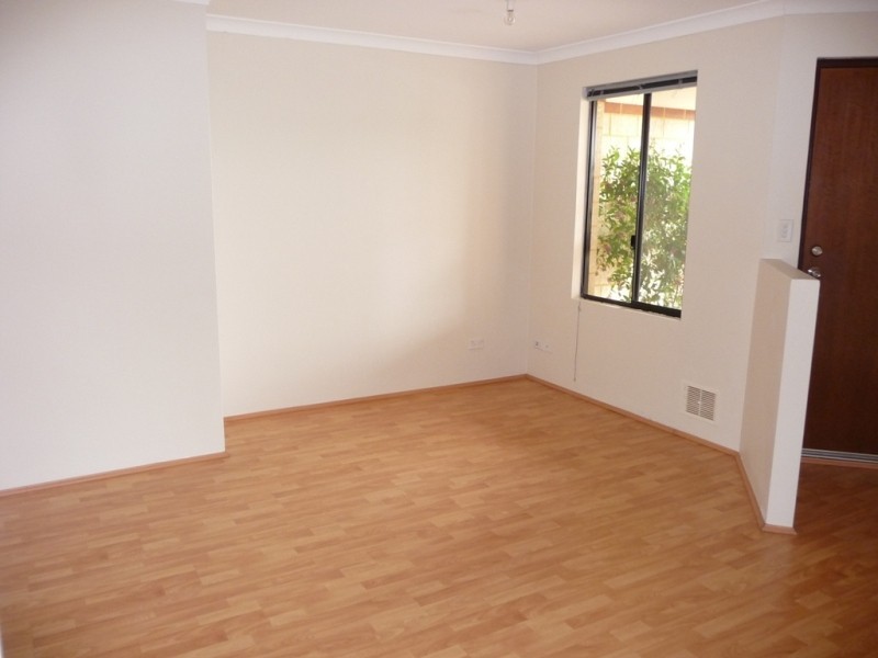 45 Teraglin Way, Warnbro WA 6169