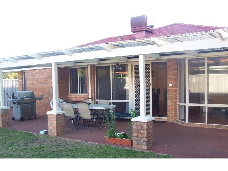12 Springfield Court, Warnbro WA 6169