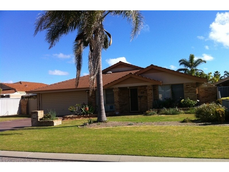 17 Porpoise Grove, Waikiki WA 6169