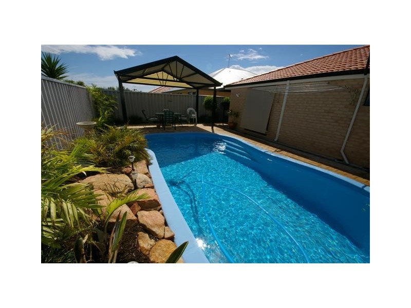 7 Caprice Pass, Rockingham WA 6168