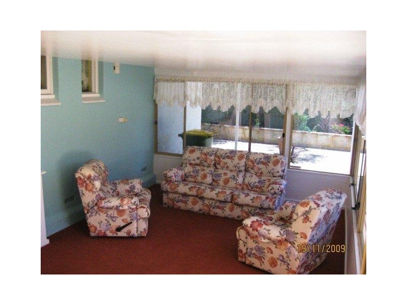 31 Ray Street, Rockingham WA 6168