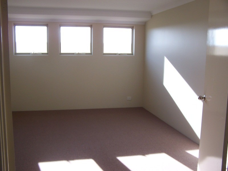 9 Lennox Drive, Secret Harbour WA 6173