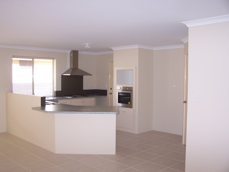 9 Lennox Drive, Secret Harbour WA 6173